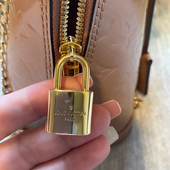 LV Vernis Alma PM authentic - Picture 8 of 8